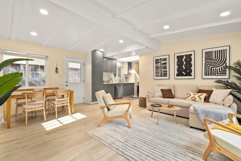 Charming Zen Venice 3br W/patio & W/d Hébergement de vacances